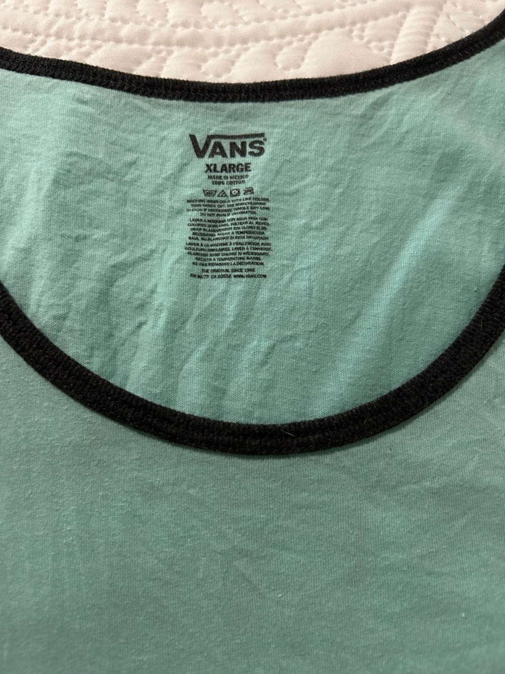 Vans Men’s light blue Tank with Dark grey Logo and Trim Sz: XL - Picture 2 of 3